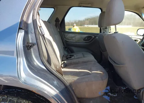 2005 Ford Escape Xlt из США, поврежденный, VIN 1FMYU93165KD99150